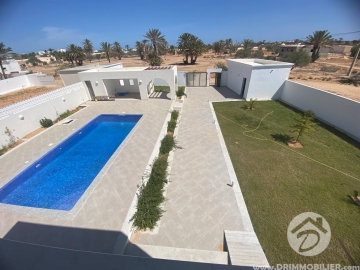 V596 -                            Sale
                           Villa avec piscine Djerba