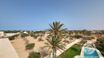 V603 -                            Vente
                           Villa avec piscine Djerba