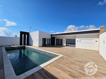 V613 -                            Vente
                           Villa avec piscine Djerba