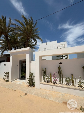 V690 -                            Sale
                           Villa avec piscine Djerba