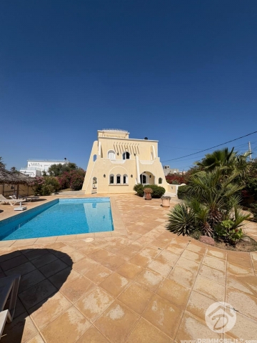 V691 -                            Vente
                           Villa avec piscine Djerba