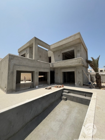 V696 -                            Vente
                           Villa avec piscine Djerba
