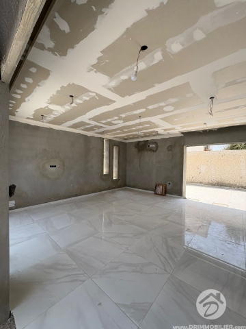 V696 -                            Vente
                           Villa avec piscine Djerba