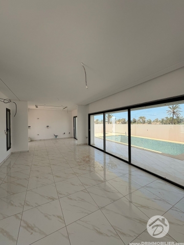 V707 -                            Vente
                           Villa avec piscine Djerba
