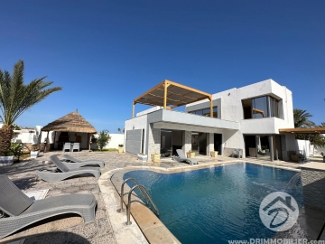 V709 -                            Vente
                           Villa avec piscine Djerba