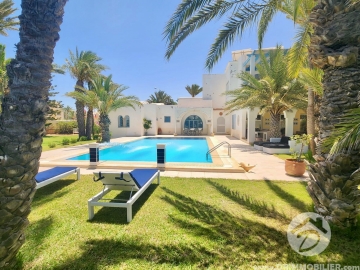 V710 -                            Vente
                           Villa avec piscine Djerba