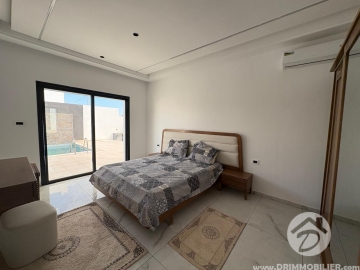 V711 -                            Vente
                           Villa avec piscine Djerba