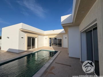 V712 -                            Vente
                           Villa avec piscine Djerba
