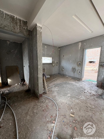 V715 -                            Vente
                           Villa avec piscine Djerba