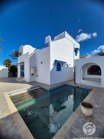 V737 -                            Vente
                           Villa avec piscine Djerba