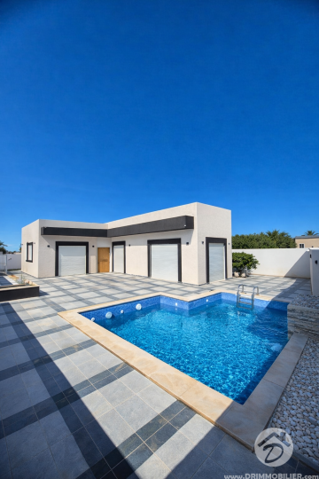 V744 -                            Vente
                           Villa avec piscine Djerba