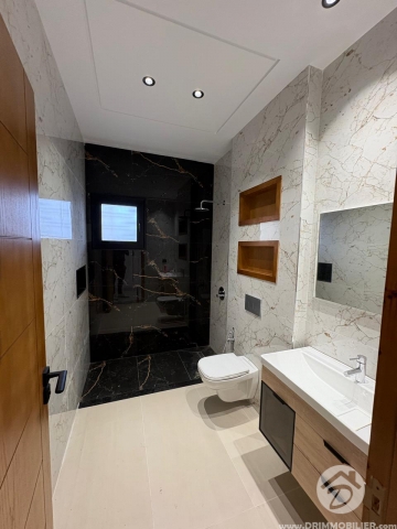 V745 -                            Vente
                           Villa avec piscine Djerba