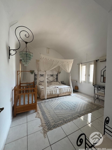 V780 -                            Vente
                           Villa avec piscine Djerba