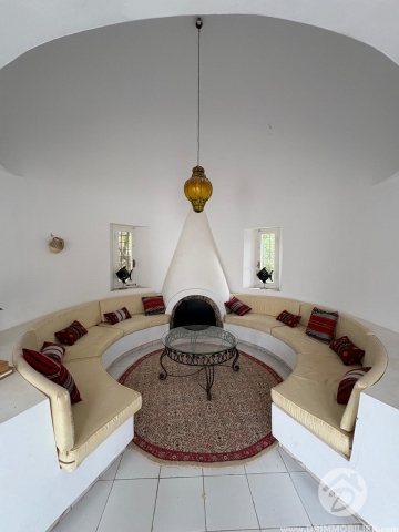 V780 -                            Vente
                           Villa avec piscine Djerba