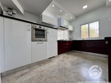 V784 -                            Vente
                           Villa avec piscine Djerba