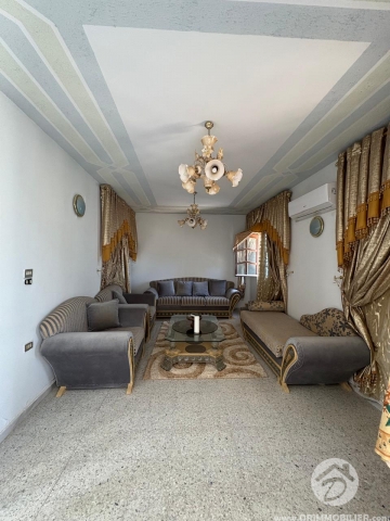 V786 -                            Vente
                           Houch Djerbien Djerba