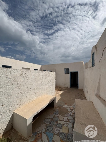 V794 -                            Vente
                           Houch Djerbien Djerba